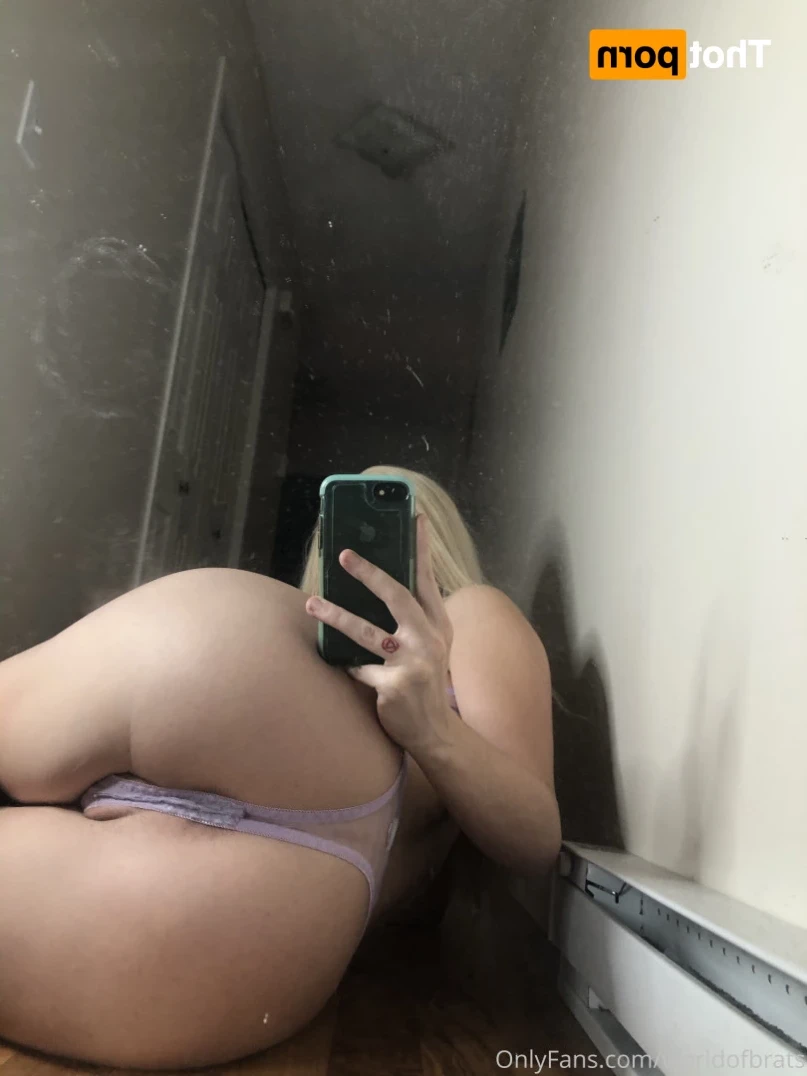 𝙩𝙞𝙣𝙠 ✧ [ worldofbrats ] Onlyfans leaked photo 14613681 on Hotleaks.tv