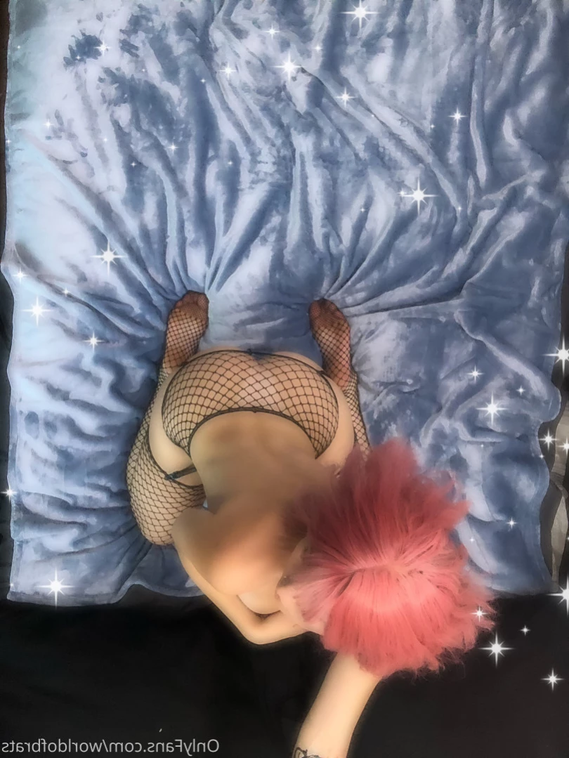 𝙩𝙞𝙣𝙠 ✧ [ worldofbrats ] Onlyfans leaked photo 15183813 on Hotleaks.tv