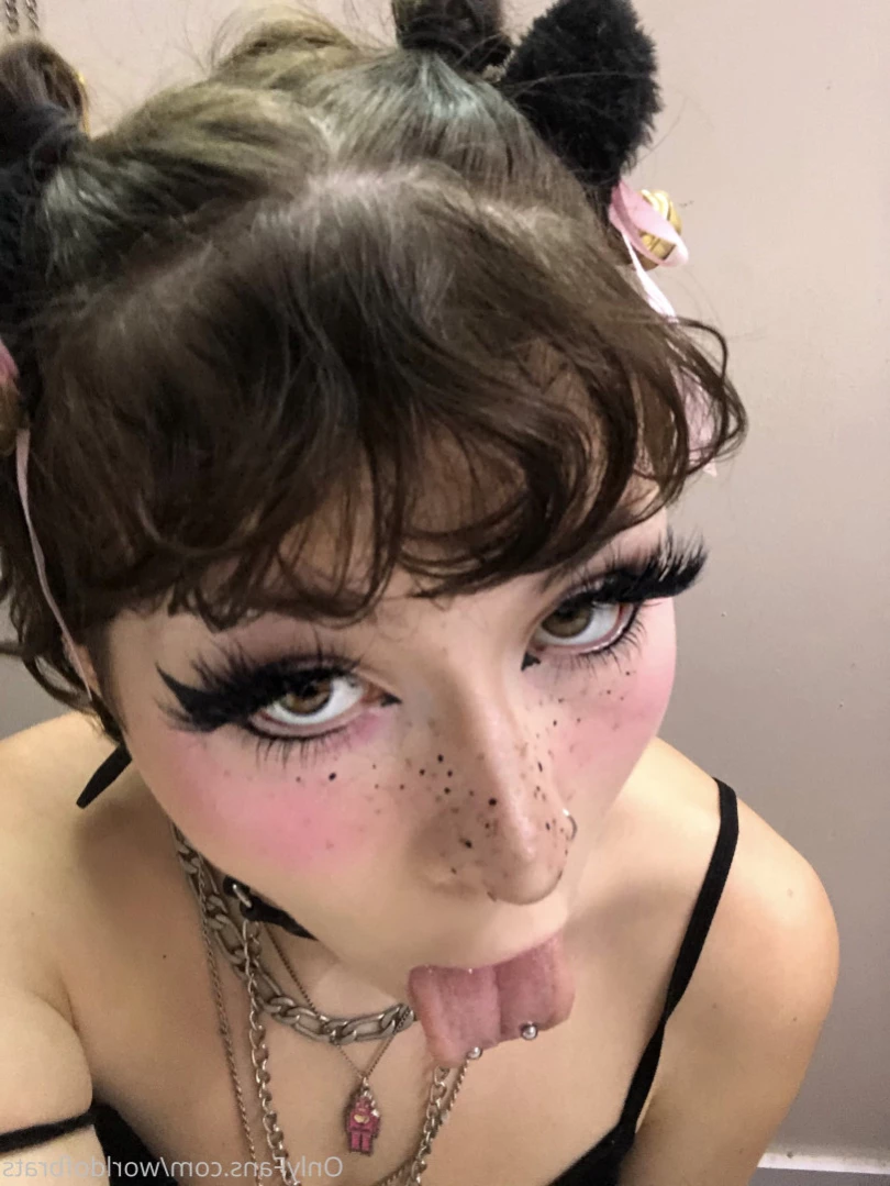 𝙩𝙞𝙣𝙠 ✧ [ worldofbrats ] Onlyfans leaked photo 15842747 on Hotleaks.tv