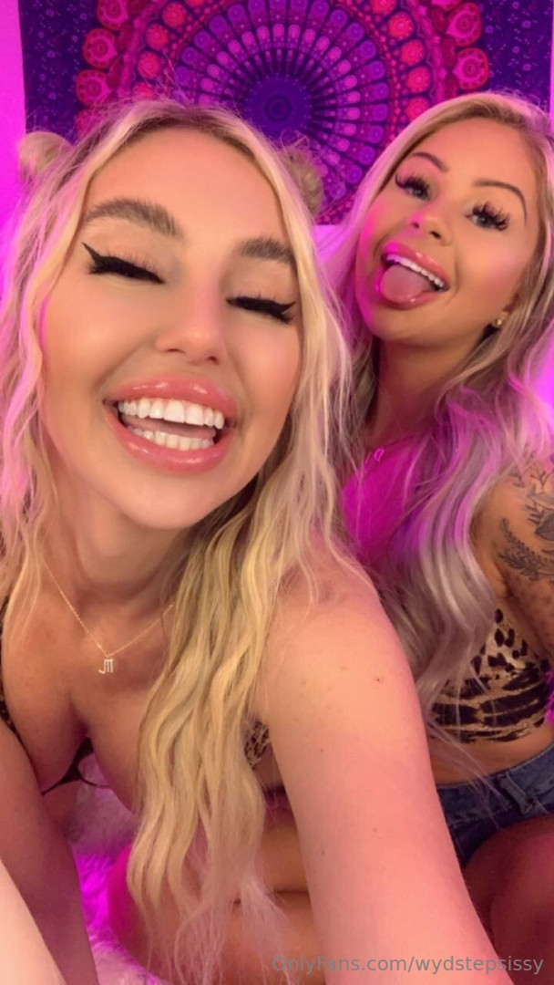 𝗧𝗛𝗘 𝘀𝘁𝗲𝗽 𝘀𝗶𝘀𝘁𝗲𝗿𝘀 👯‍♀️ [ wydstepsissy ] Onlyfans leaked photo 18126228 on Hotleaks.tv