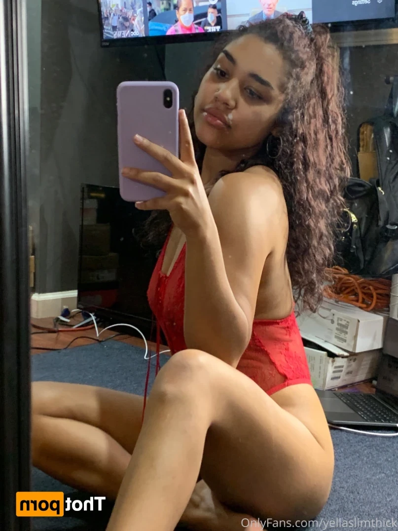 yellaslimthick Onlyfans leaked photo 12312120 on Hotleaks.tv
