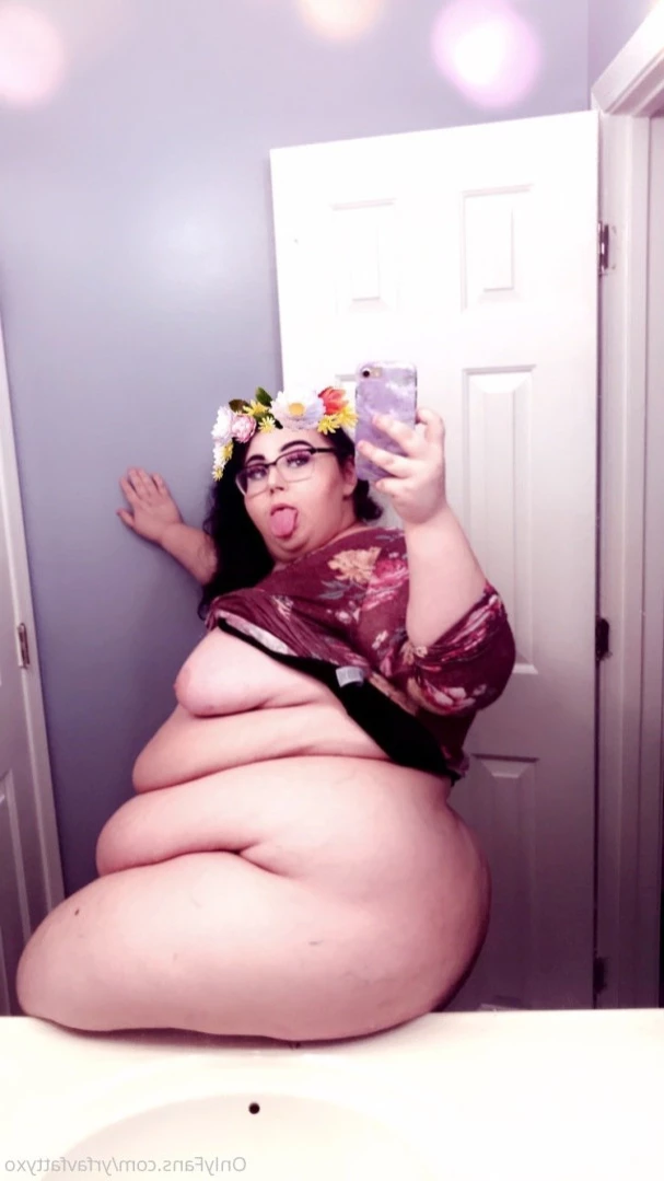 Your virtual fantasy [ yrfavfattyxo ] Onlyfans leaked photo 15309671 on Hotleaks.tv