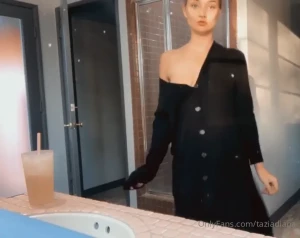 Zizi [ zizinakie ] Onlyfans leaked video 18106295 on Hotleaks.tv