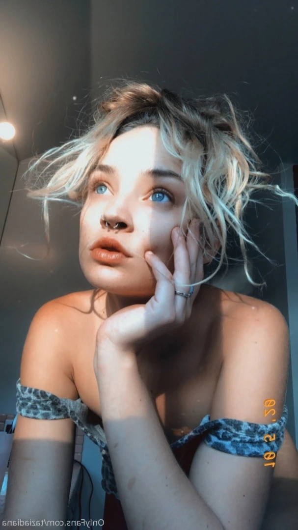 Zizi [ zizinakie ] Onlyfans leaked photo 10951217 on Hotleaks.tv