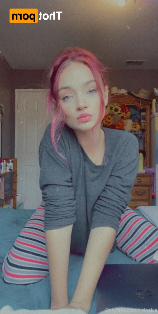 Zizi [ zizinakie ] Onlyfans leaked photo 11569075 on Hotleaks.tv