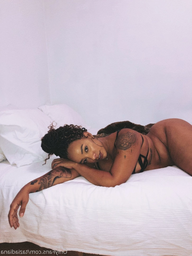 Zizi [ zizinakie ] Onlyfans leaked photo 12322660 on Hotleaks.tv