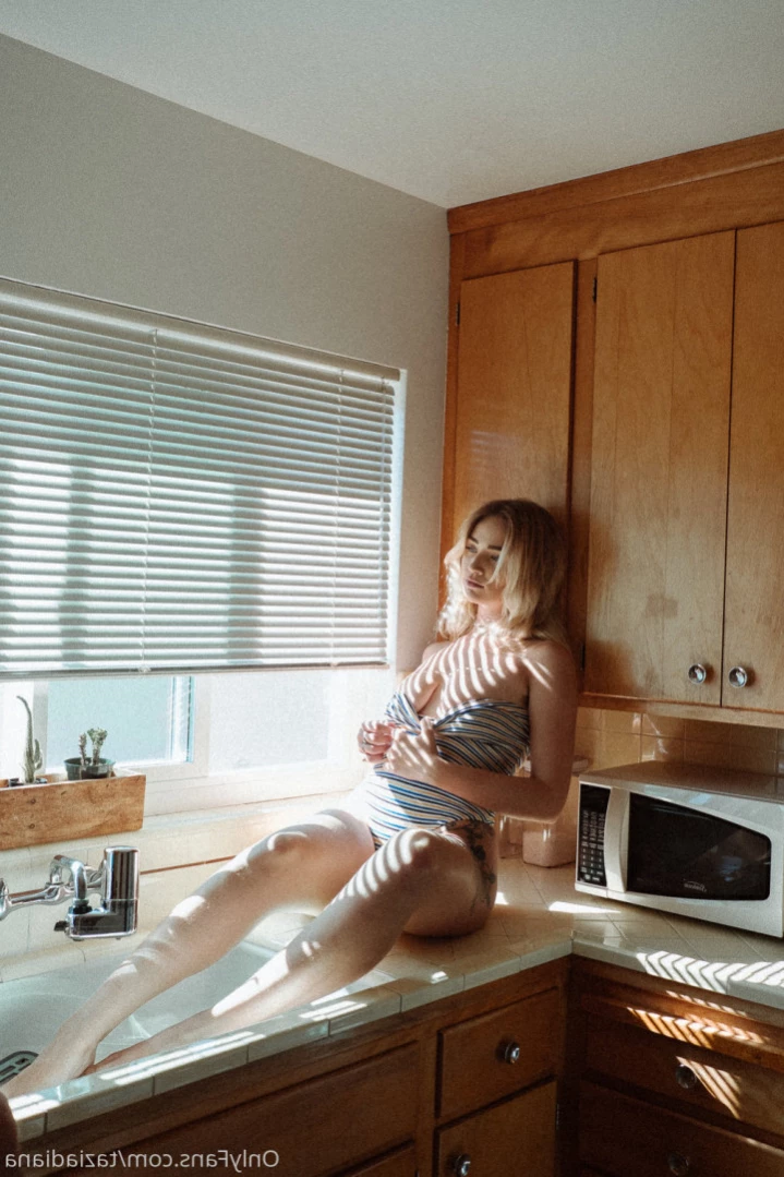 Zizi [ zizinakie ] Onlyfans leaked photo 12522359 on Hotleaks.tv