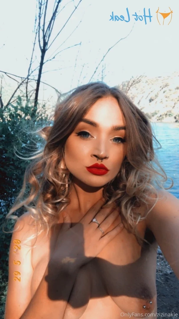 Zizi [ zizinakie ] Onlyfans leaked photo 12641681 on Hotleaks.tv
