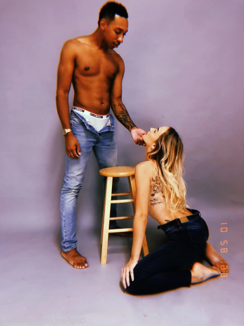 Zizi [ zizinakie ] Onlyfans leaked photo 12941447 on Hotleaks.tv