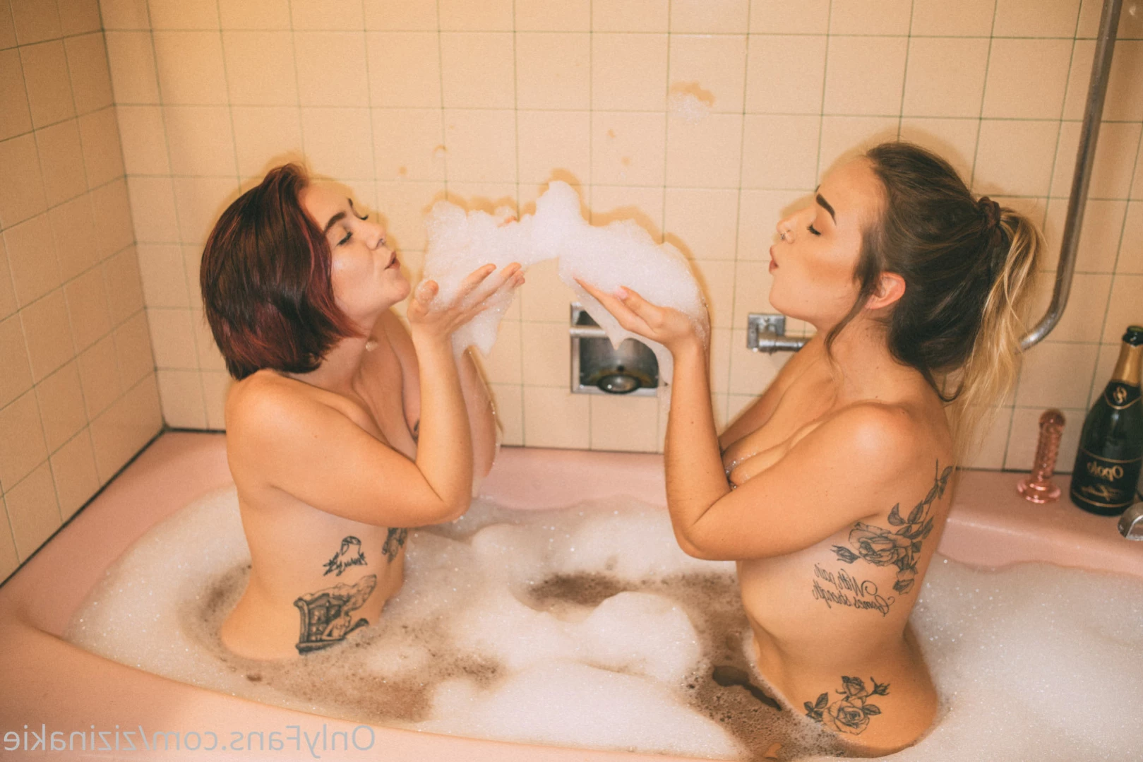 Zizi [ zizinakie ] Onlyfans leaked photo 13144306 on Hotleaks.tv