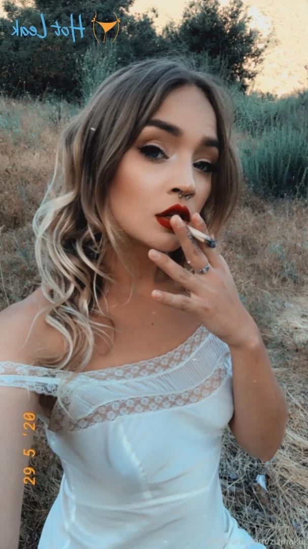 Zizi [ zizinakie ] Onlyfans leaked photo 13225430 on Hotleaks.tv