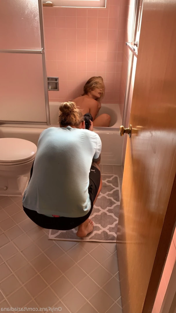 Zizi [ zizinakie ] Onlyfans leaked photo 13720064 on Hotleaks.tv