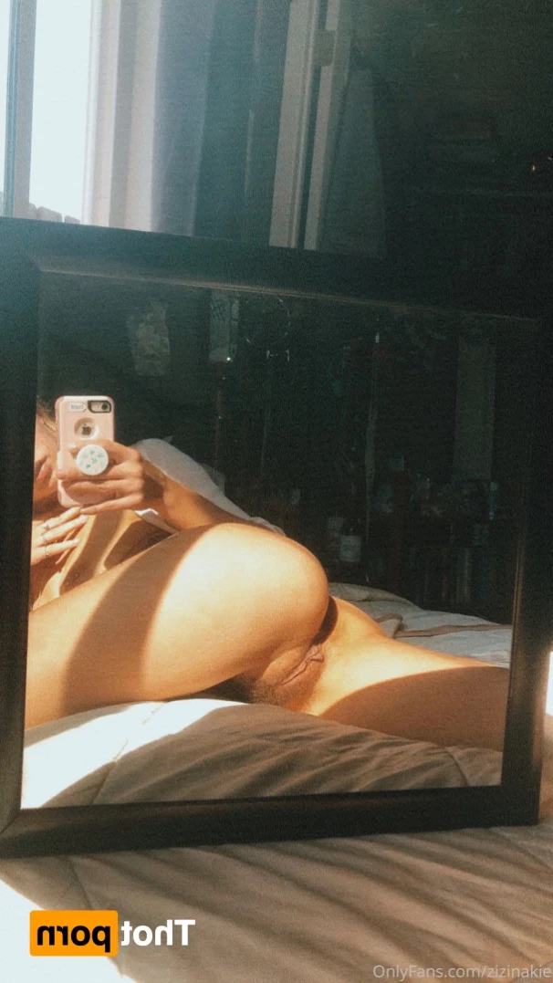Zizi [ zizinakie ] Onlyfans leaked photo 13871668 on Hotleaks.tv
