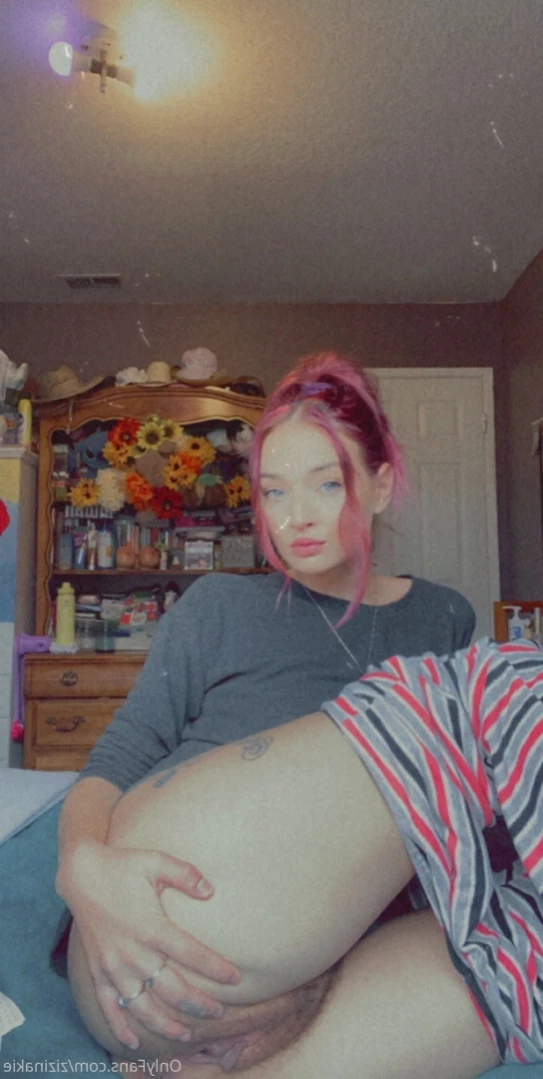 Zizi [ zizinakie ] Onlyfans leaked photo 14921215 on Hotleaks.tv