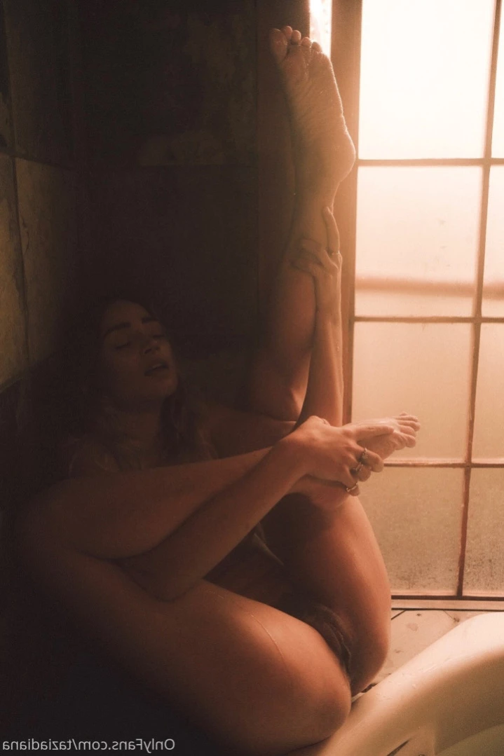 Zizi [ zizinakie ] Onlyfans leaked photo 15739203 on Hotleaks.tv