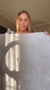 15759496