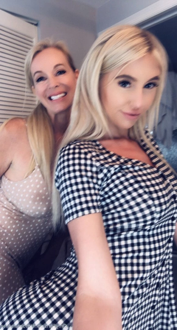 momandme Onlyfans leaked photo 2093992 on Hotleaks.tv