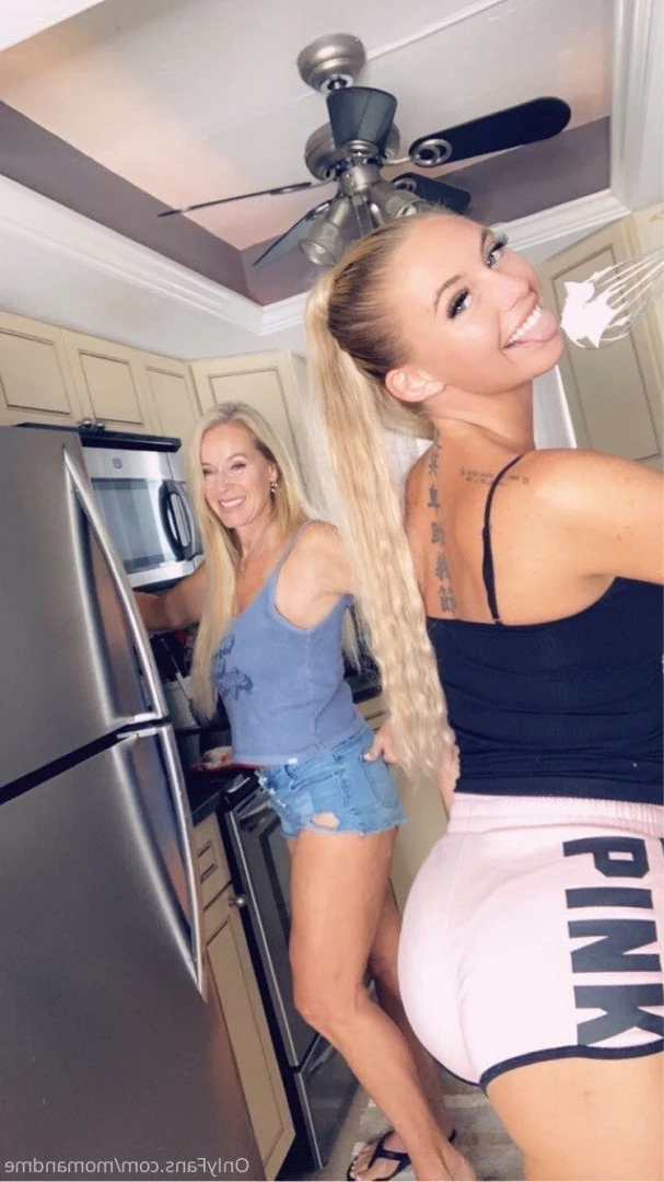 momandme Onlyfans leaked photo 2096056 on Hotleaks.tv