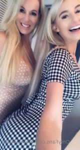 momandme Onlyfans leaked video 2532099 on Hotleaks.tv