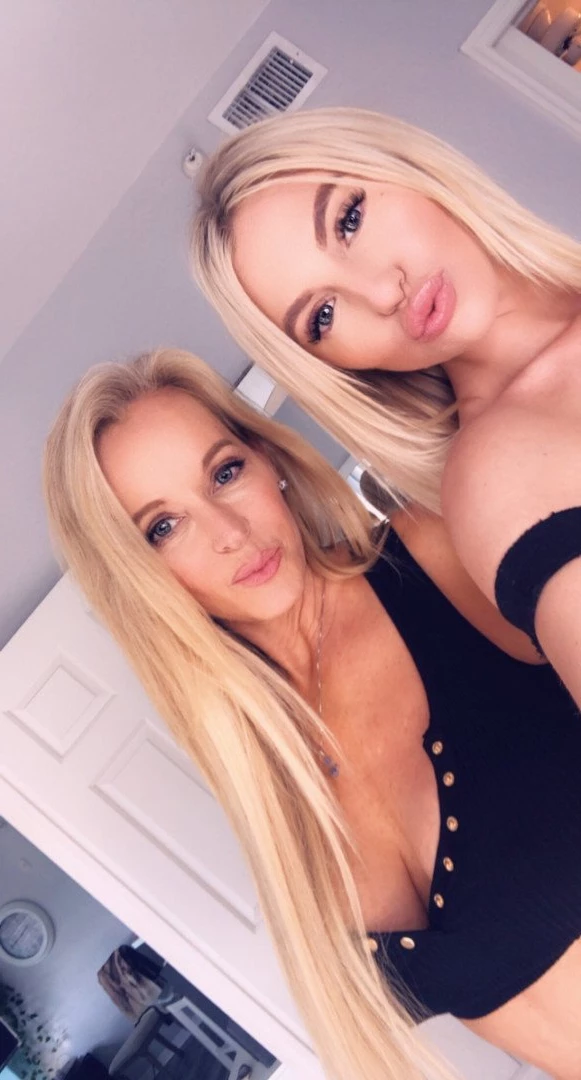 momandme Onlyfans leaked photo 4165280 on Hotleaks.tv