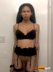 16381289