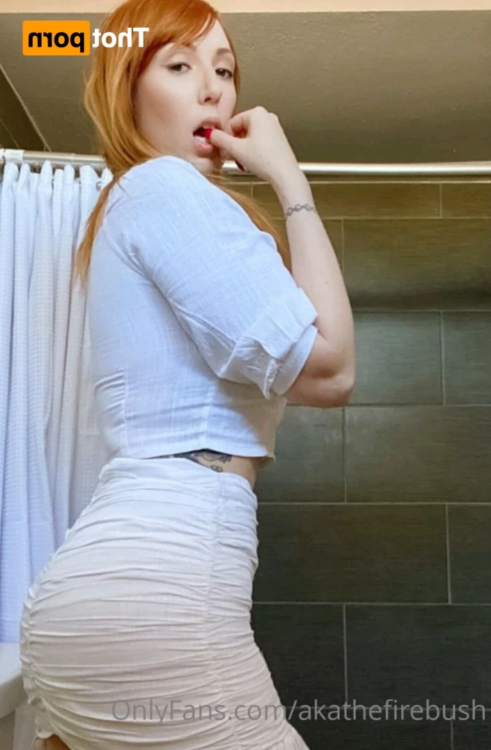 Lauren Phillips aka The Fire Bush [ akathefirebush ] Onlyfans leaked photo 12237107 on Hotleaks.tv