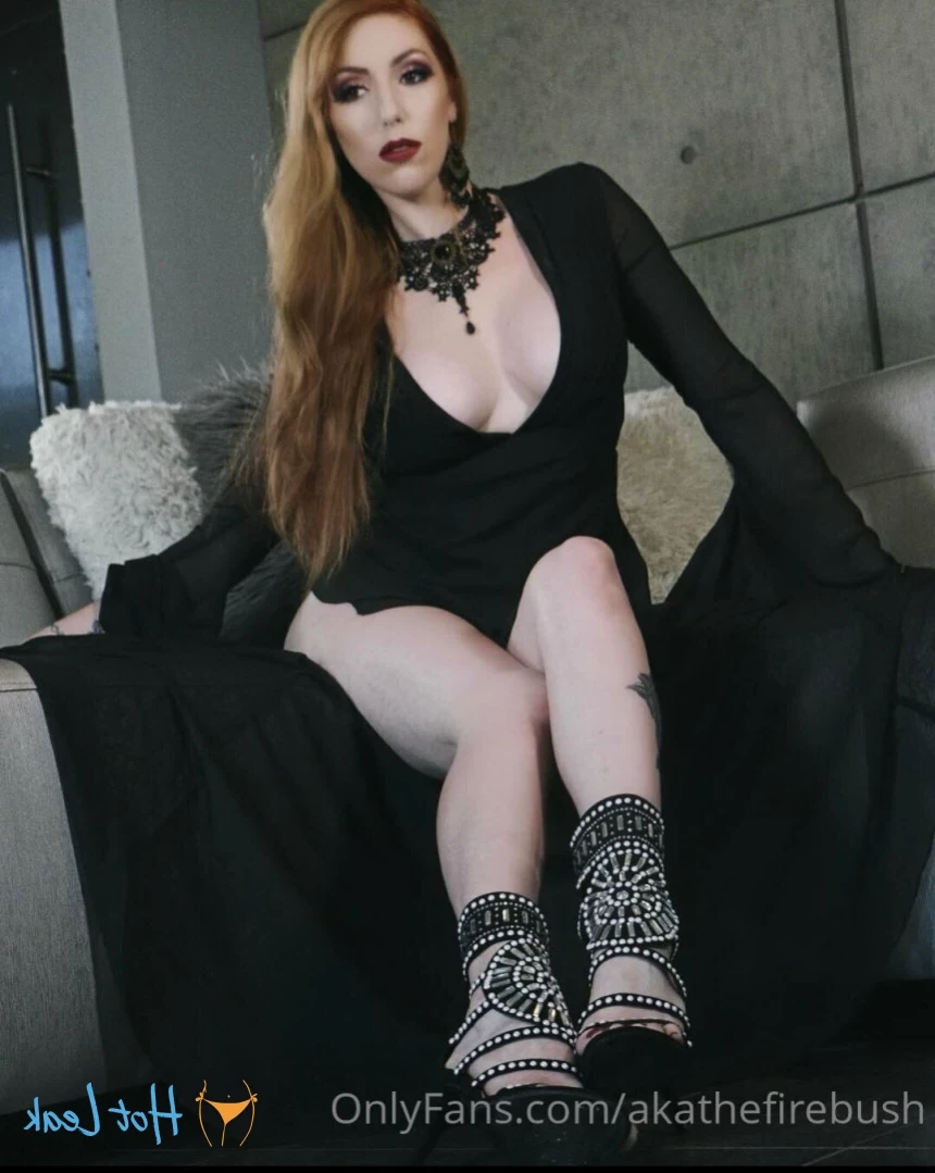 Lauren Phillips aka The Fire Bush [ akathefirebush ] Onlyfans leaked photo 16381196 on Hotleaks.tv