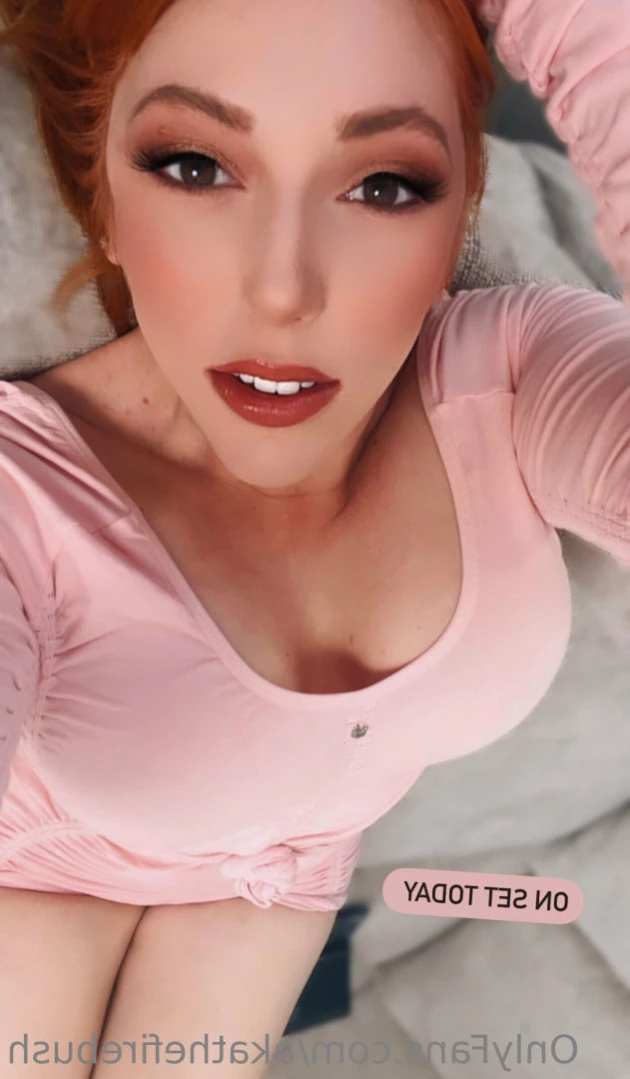 Lauren Phillips aka The Fire Bush [ akathefirebush ] Onlyfans leaked photo 16381246 on Hotleaks.tv