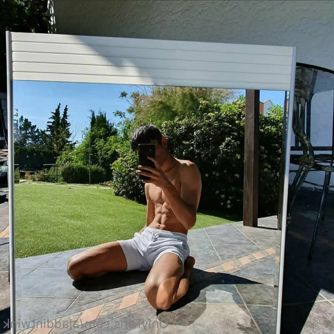Aladdín [ aladdintwink ] Onlyfans leaked photo 10868110 on Hotleaks.tv