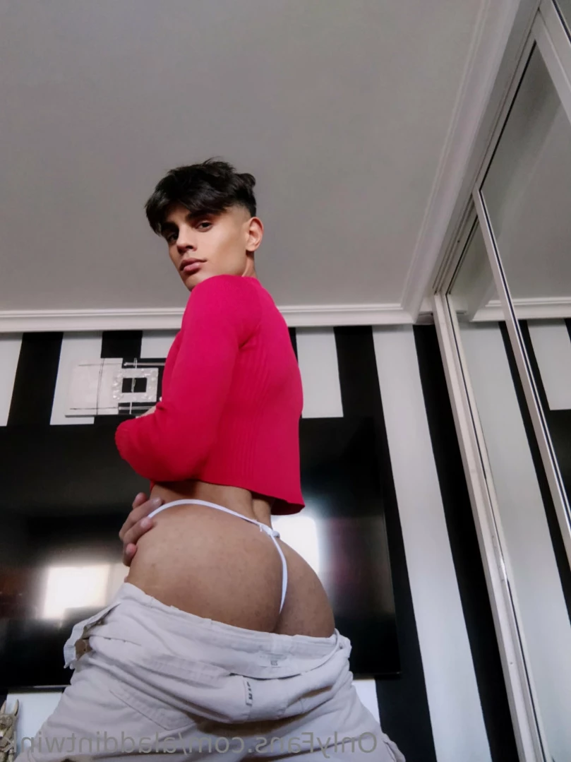 Aladdín [ aladdintwink ] Onlyfans leaked photo 15884133 on Hotleaks.tv