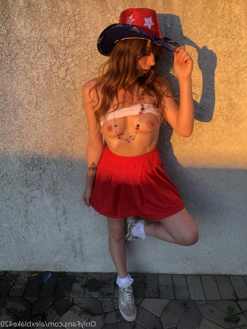Alex Blake [ alexblake420 ] Onlyfans leaked photo 10907356 on Hotleaks.tv