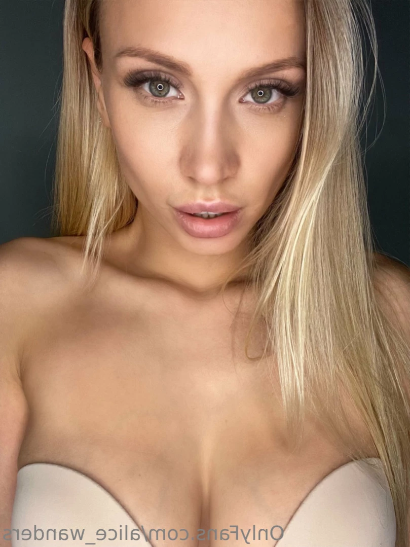 🍭Alice🍭 [ alice_wanders ] Onlyfans leaked photo 13182468 on Hotleaks.tv