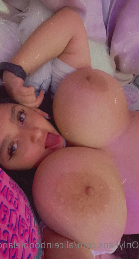 aliceinboobieland Onlyfans leaked photo 12098135 on Hotleaks.tv