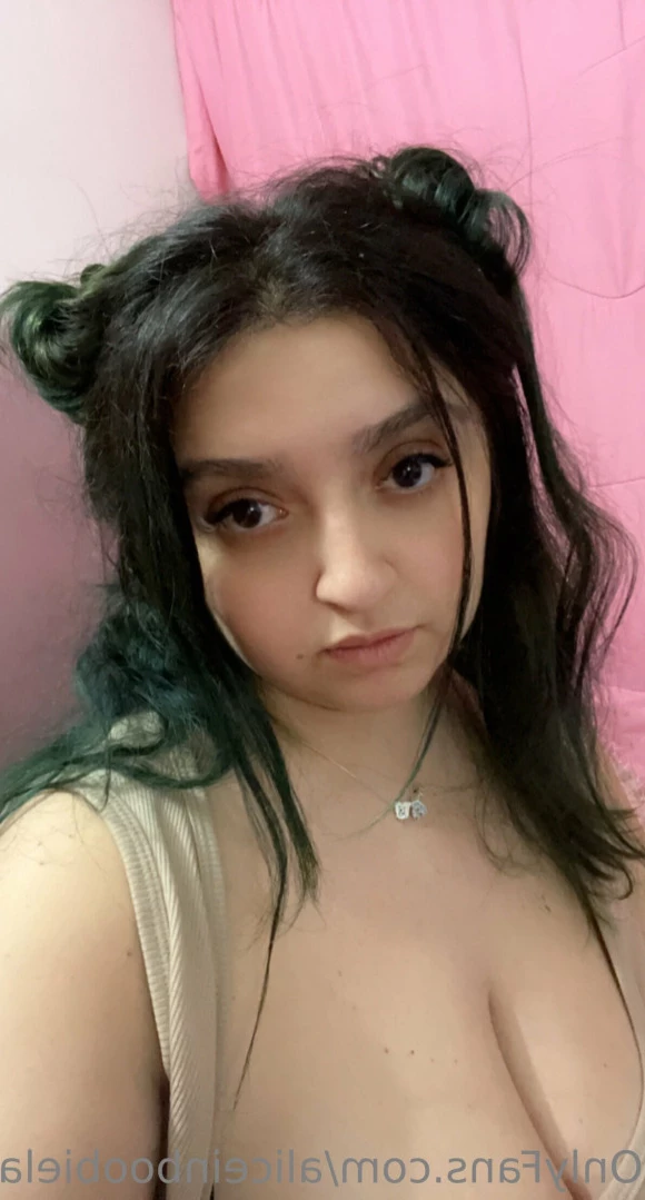 aliceinboobieland Onlyfans leaked photo 12098403 on Hotleaks.tv