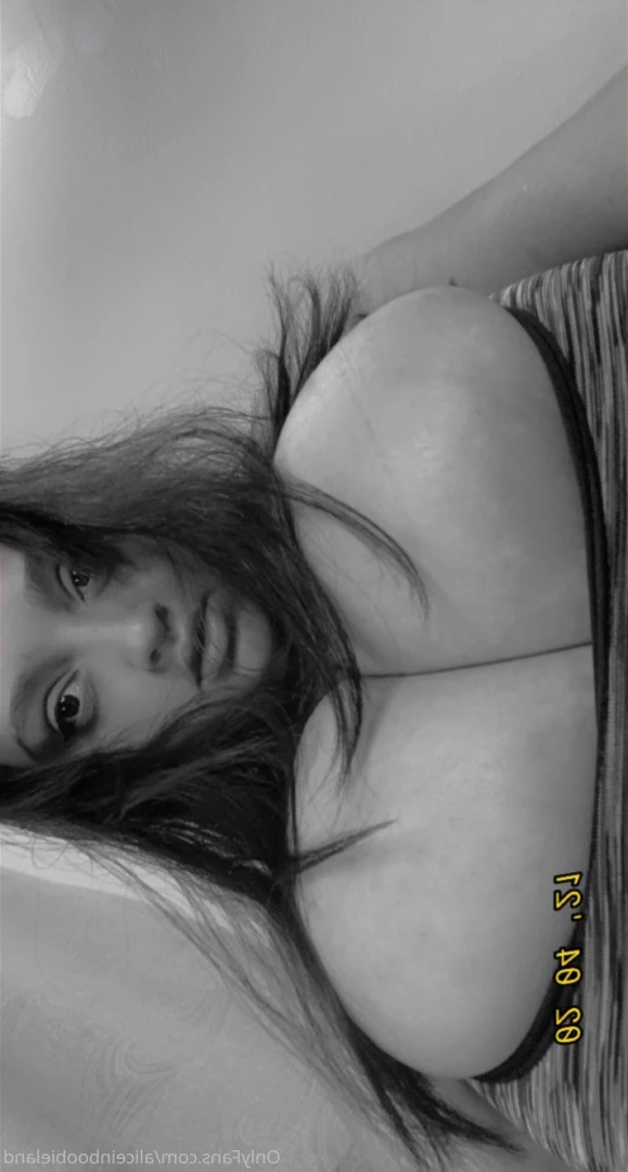 aliceinboobieland Onlyfans leaked photo 12099018 on Hotleaks.tv
