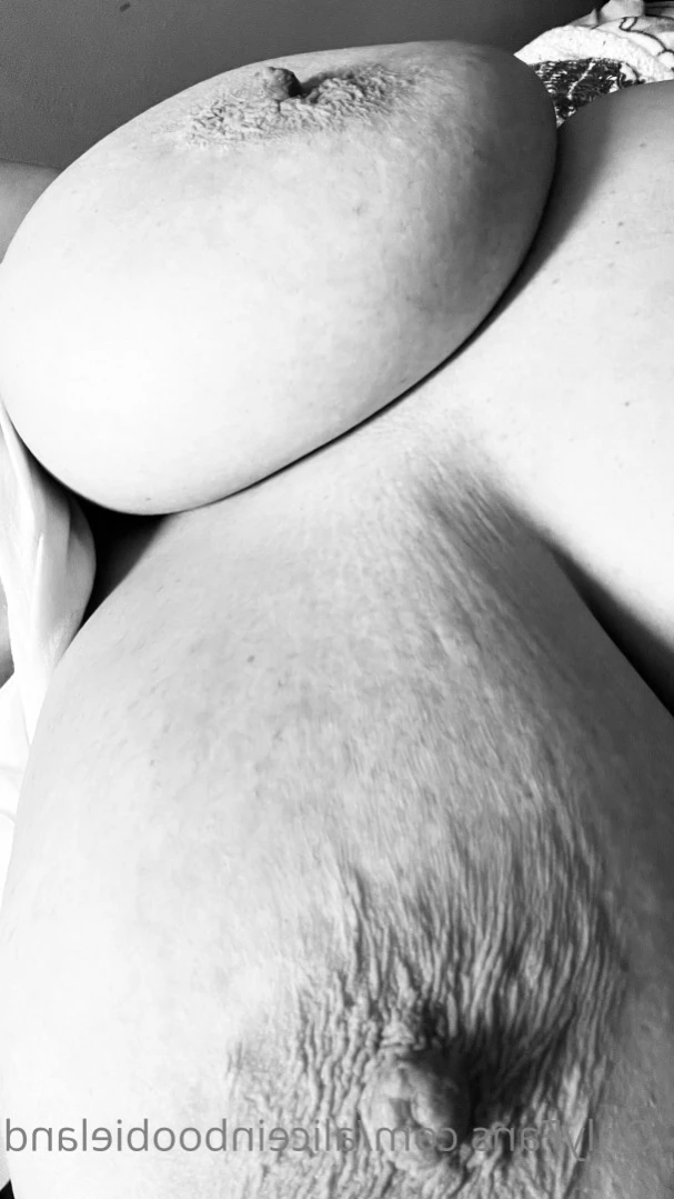 aliceinboobieland Onlyfans leaked photo 13161691 on Hotleaks.tv
