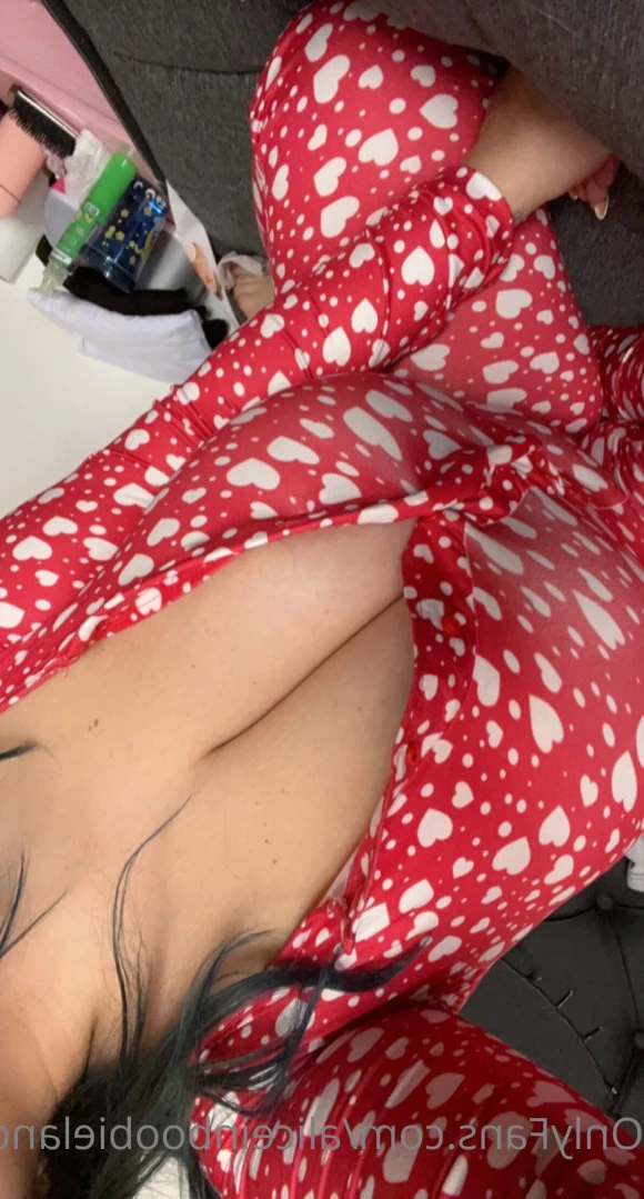 aliceinboobieland Onlyfans leaked photo 14240103 on Hotleaks.tv