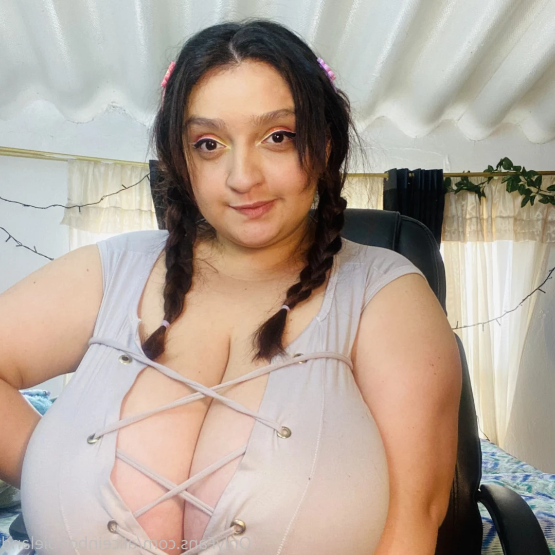aliceinboobieland Onlyfans leaked photo 16079491 on Hotleaks.tv