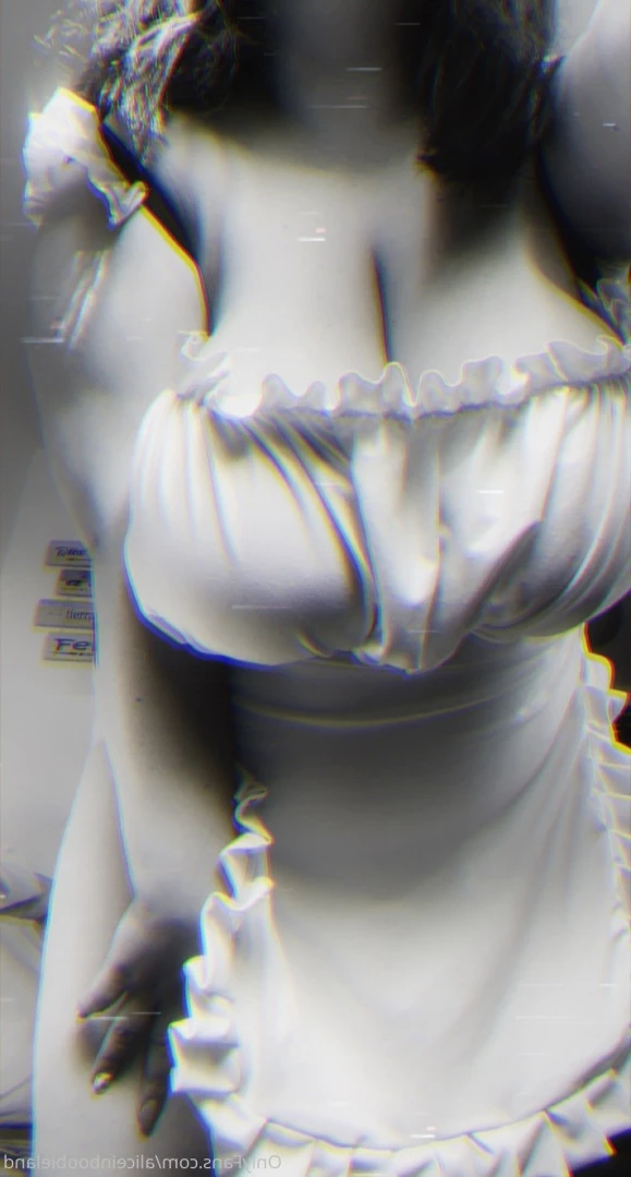 aliceinboobieland Onlyfans leaked photo 16273042 on Hotleaks.tv