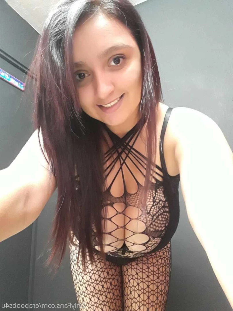 aliceinboobieland Onlyfans leaked photo 16380385 on Hotleaks.tv
