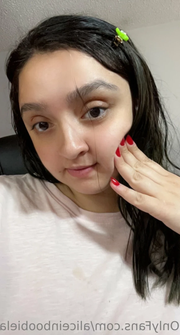 aliceinboobieland Onlyfans leaked photo 16380400 on Hotleaks.tv