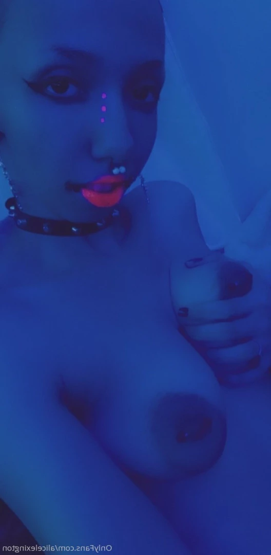 Alice Lexington [ alicelexington ] Onlyfans leaked photo 13184409 on Hotleaks.tv