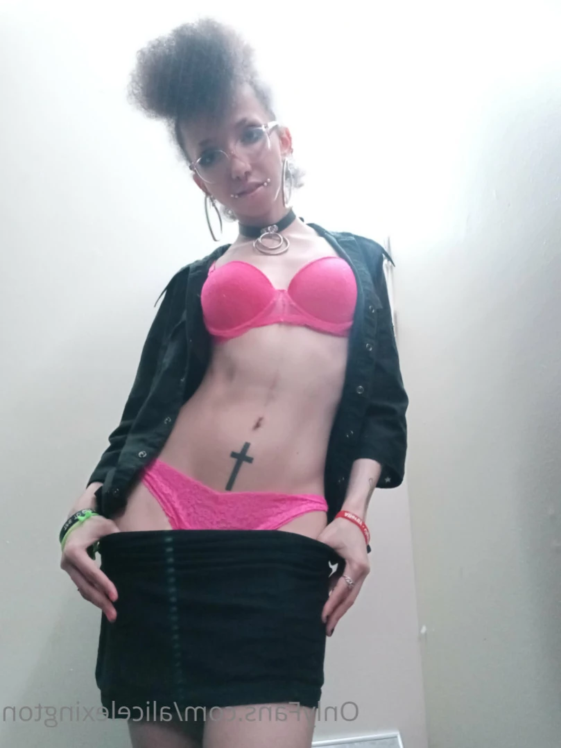 Alice Lexington [ alicelexington ] Onlyfans leaked photo 13641446 on Hotleaks.tv