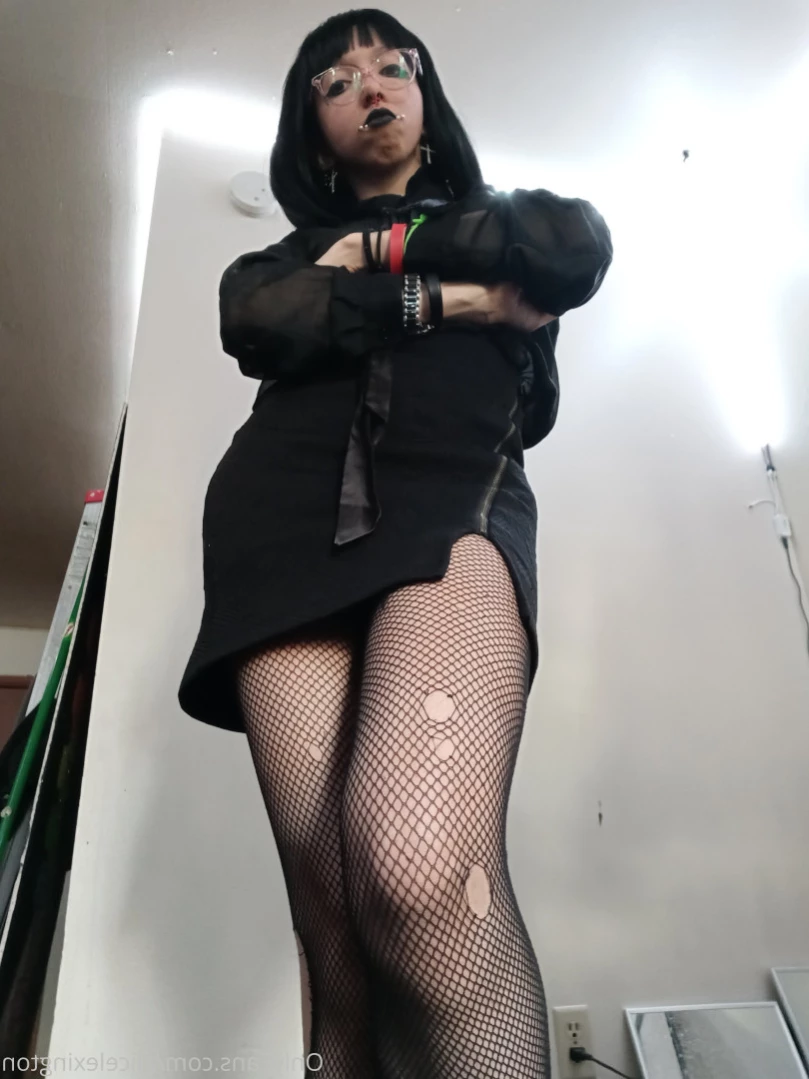Alice Lexington [ alicelexington ] Onlyfans leaked photo 15203453 on Hotleaks.tv