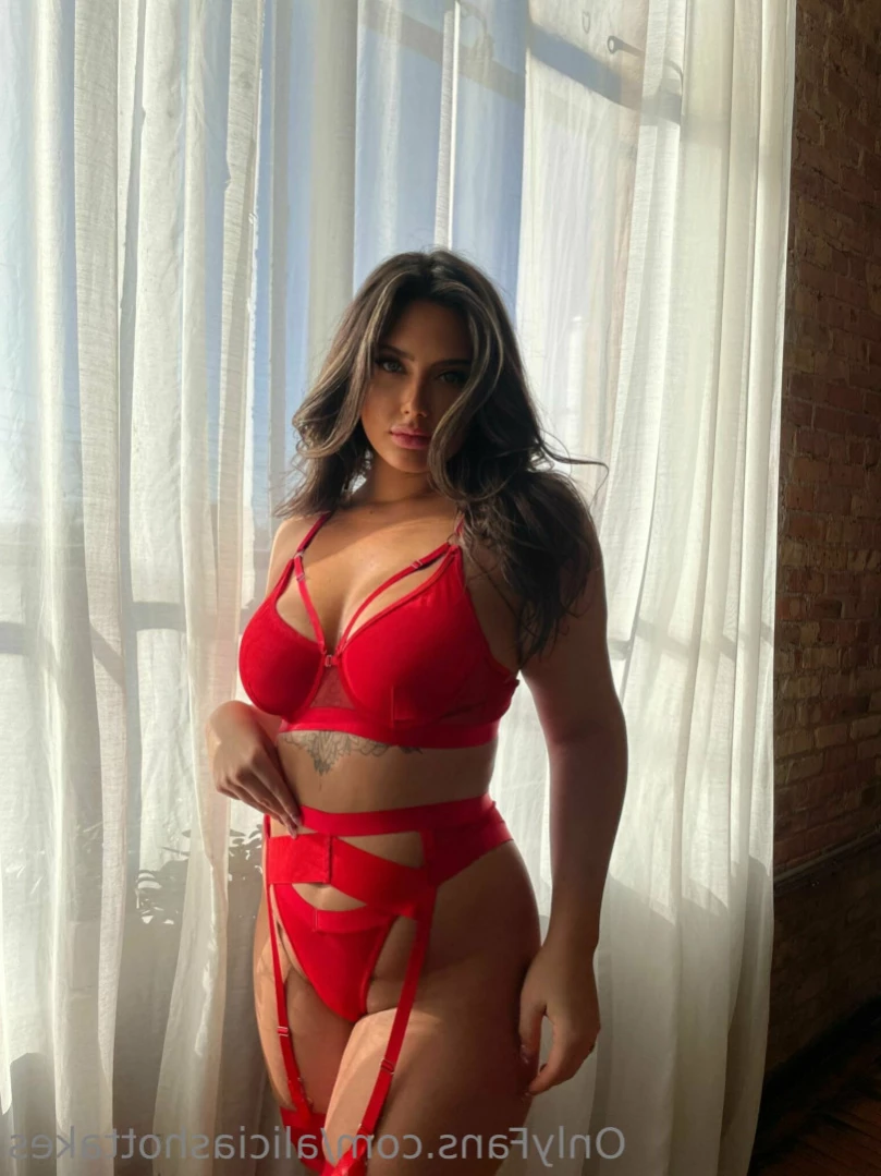 Alicia [ aliciashottakes ] Onlyfans leaked photo 11623480 on Hotleaks.tv