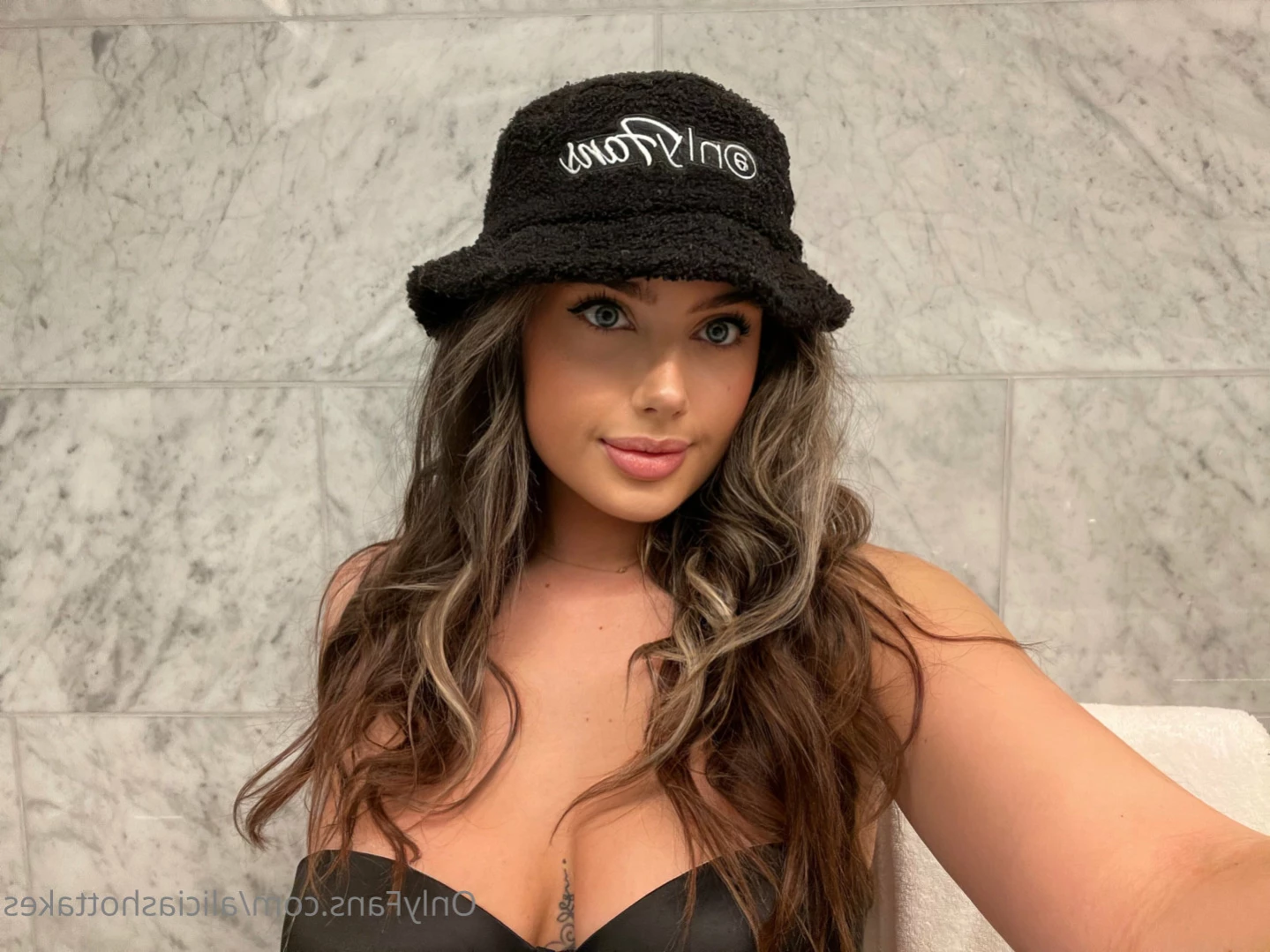 Alicia [ aliciashottakes ] Onlyfans leaked photo 11624544 on Hotleaks.tv
