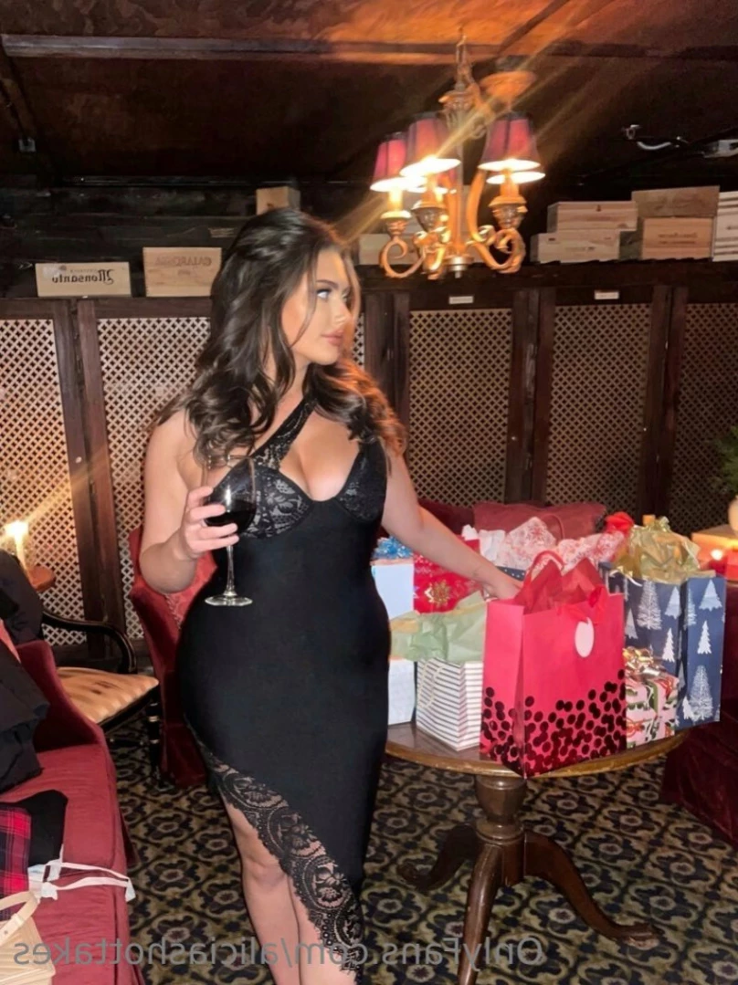 Alicia [ aliciashottakes ] Onlyfans leaked photo 11636152 on Hotleaks.tv