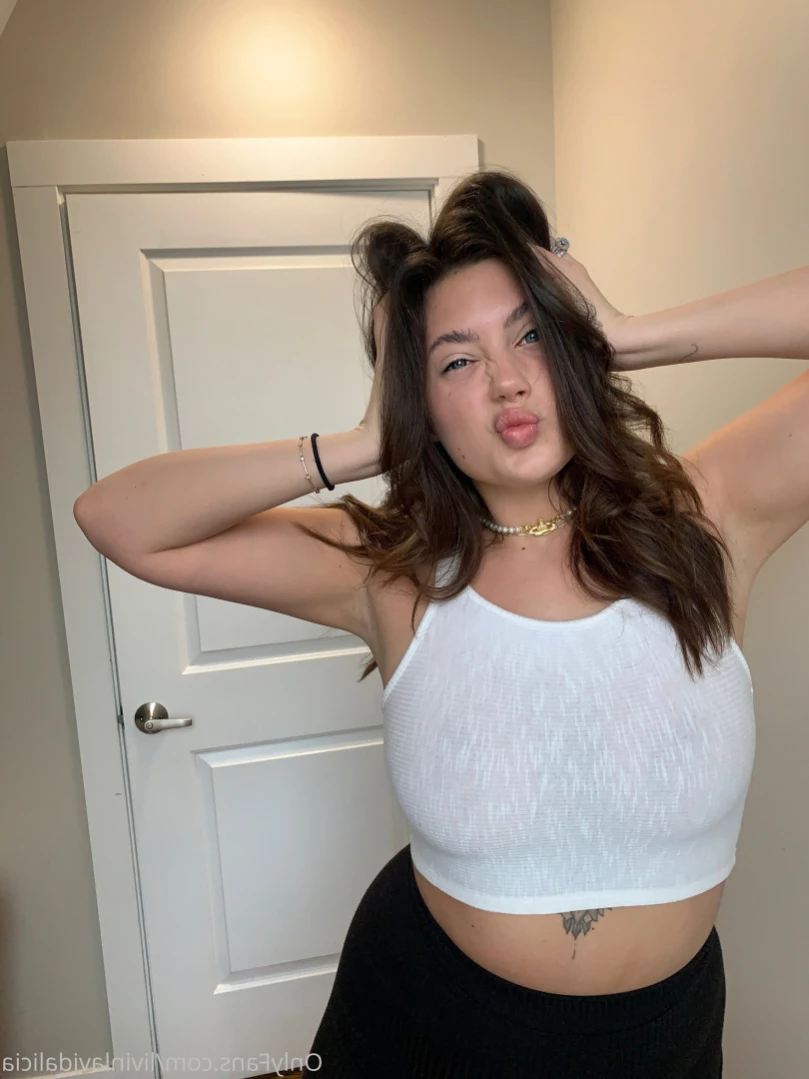 Alicia [ aliciashottakes ] Onlyfans leaked photo 12085247 on Hotleaks.tv