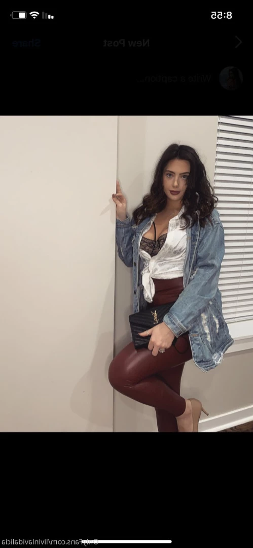 Alicia [ aliciashottakes ] Onlyfans leaked photo 12689357 on Hotleaks.tv