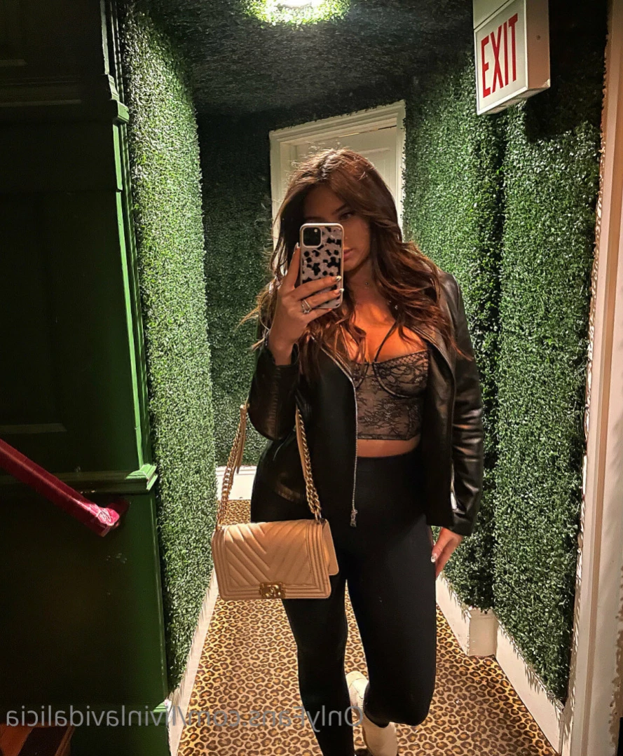 Alicia [ aliciashottakes ] Onlyfans leaked photo 15280129 on Hotleaks.tv